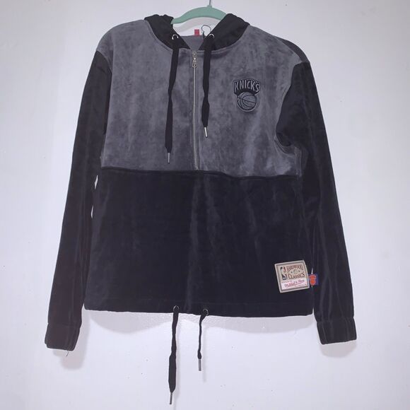 Women's New York Knicks Mitchell &Ness Black/Gray SIZE S classic Half-Zip Hoodie - Picture 2 of 6